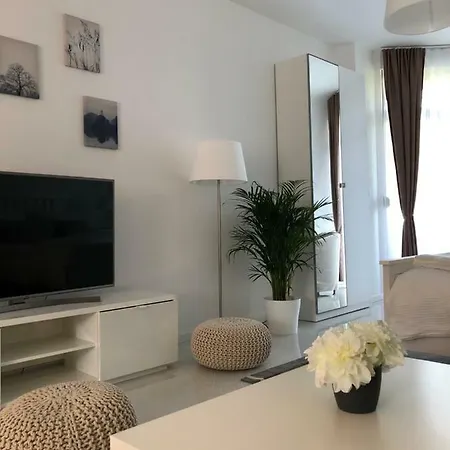 Mandica Apartment *